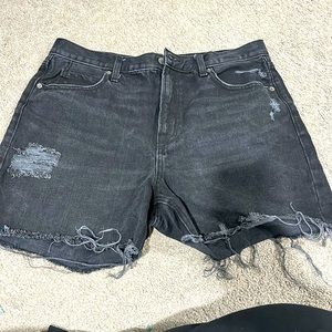 Black Old Navy Distressed Mom Shorts